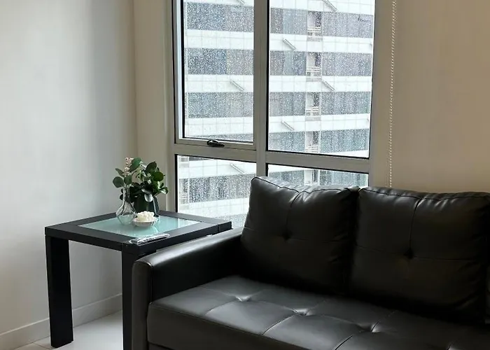 Апартаменты Sunset And Golf Course View Bgc 2br Манила